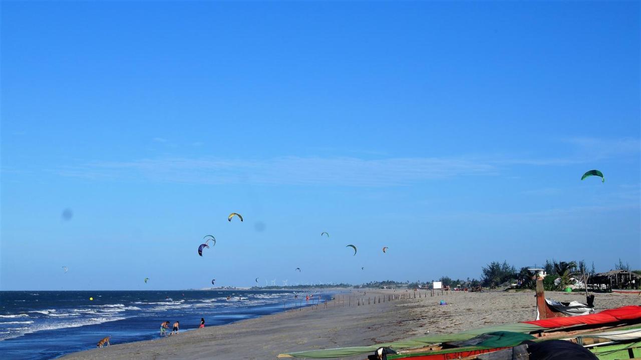 Hotel Pousada Sea Wind kite Preá Exterior foto